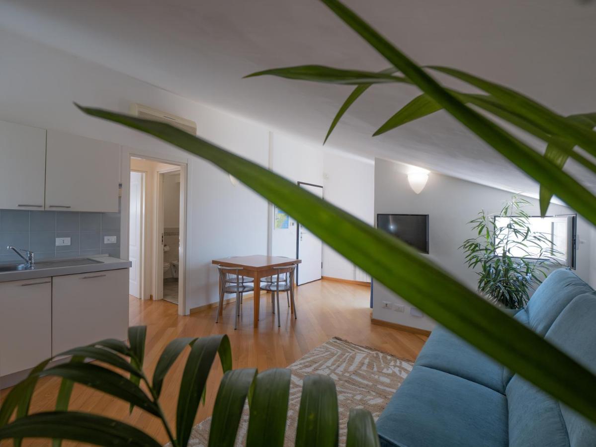 Appartamento Mimosa "A Casa Felice" Pietra Ligure Extérieur photo