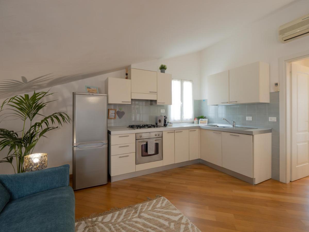 Appartamento Mimosa "A Casa Felice" Pietra Ligure Extérieur photo