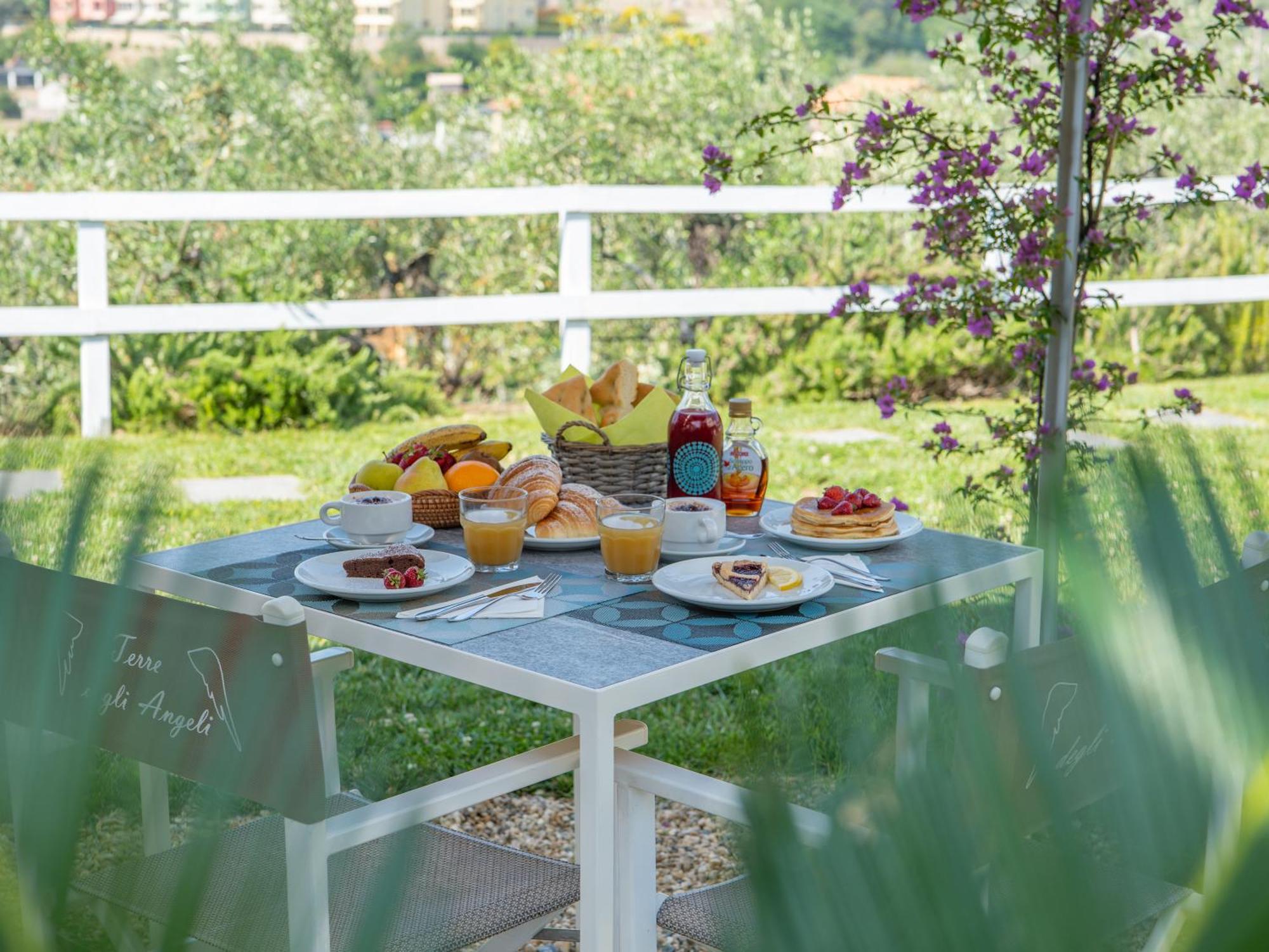 Appartamento Mimosa "A Casa Felice" Pietra Ligure Extérieur photo